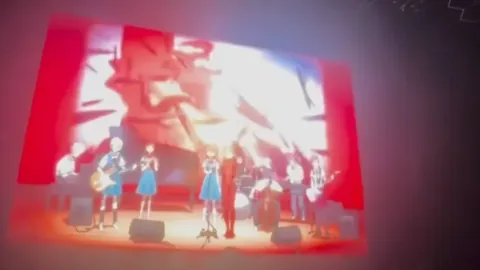 32岁球星绝杀制胜，德甲强队一球小胜豪门，升至联赛第三！